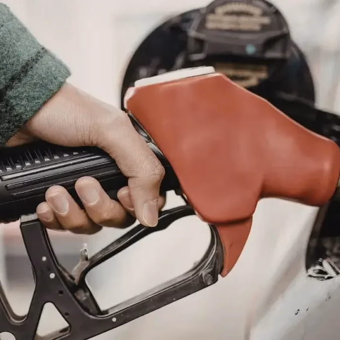Desabastecimiento masivo en Francia tras medida de TotalEnergies para bajar combustibles