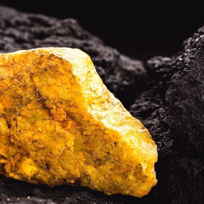 Despliegue Estratégico en el Mundo del Uranio: Un Giro Judicial Beneficia a Premier American Uranium