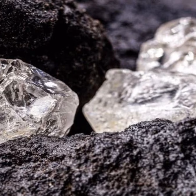 Discovery Lithium acuerda adquirir Midex Resources en Canadá