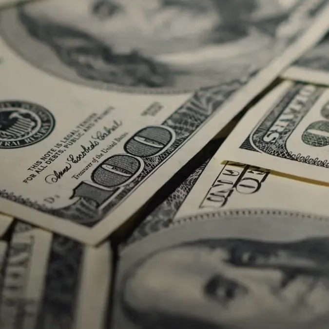 Dólar en Chile vuelve a $861,6 con un alza de $4,2 tras el impulso de Nvidia y un giro en las monedas de la región