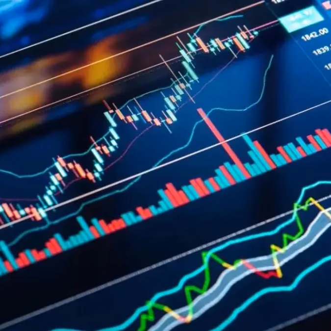 Dólar se mantiene estable mientras el cobre repunta y los mercados digieren la ofensiva arancelaria de Trump por Groenlandia