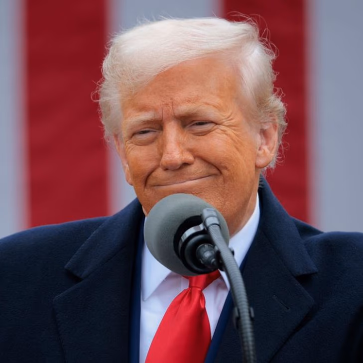 Donald Trump Considera Reducir Aranceles a Cambio de Concesiones «Fenomenales»; Impacto Negativo en S&P 500 y Posible Acuerdo con TikTok en la Mira