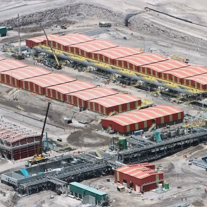 Dos sindicatos de Antofagasta Minerals aprueban huelga tras rechazar últimas ofertas de la compañía