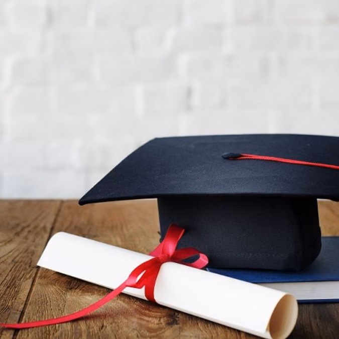 El Bono de Graduación de Cuarto Medio premia a estudiantes con $69.902