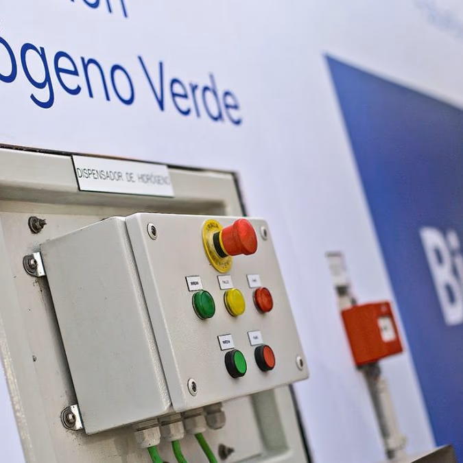 El millonario proyecto de hidrógeno verde que enfrenta a Corfo con desconocida empresa de ingeniería