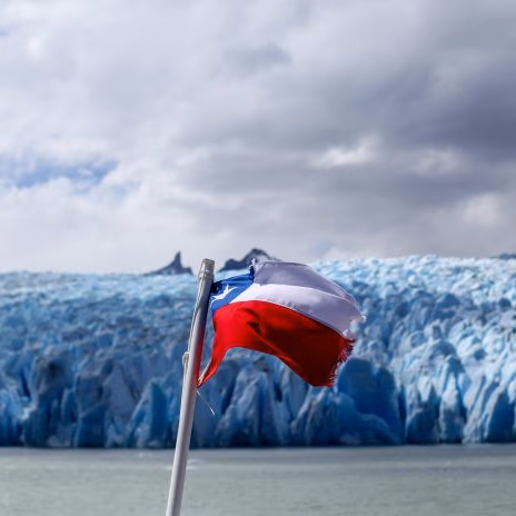 En medio de fuerte debate, proyecto de ley de glaciares retoma espíritu más restrictivo