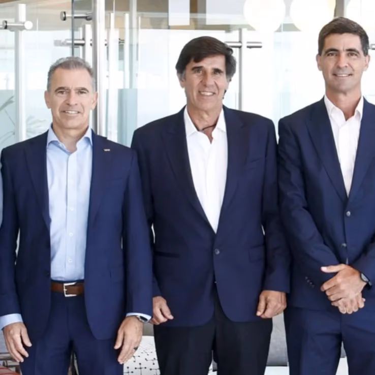 Enap firma contratos de largo plazo, por US$12 mil millones, para abastecerse de crudo desde Argentina