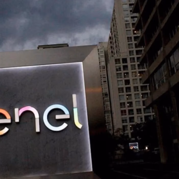 Enel Chile proyecta US$65 millones por deuda eléctrica y anticipa definiciones clave para el sistema de distribución