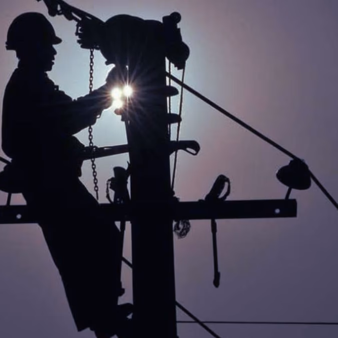 Enel informa corte de luz en ocho comunas de Santiago para este miércoles 20: Revisa horarios y sectores