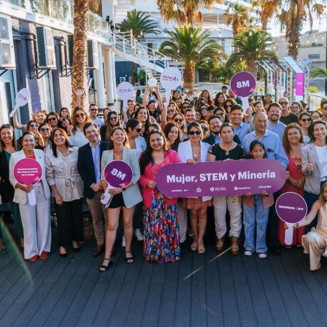 Escondida lanza programa “Mujer, STEM y Minería” para igualdad de género