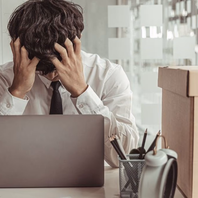 ¿Estás cesante? Estos son los beneficios que puedes recibir durante abril