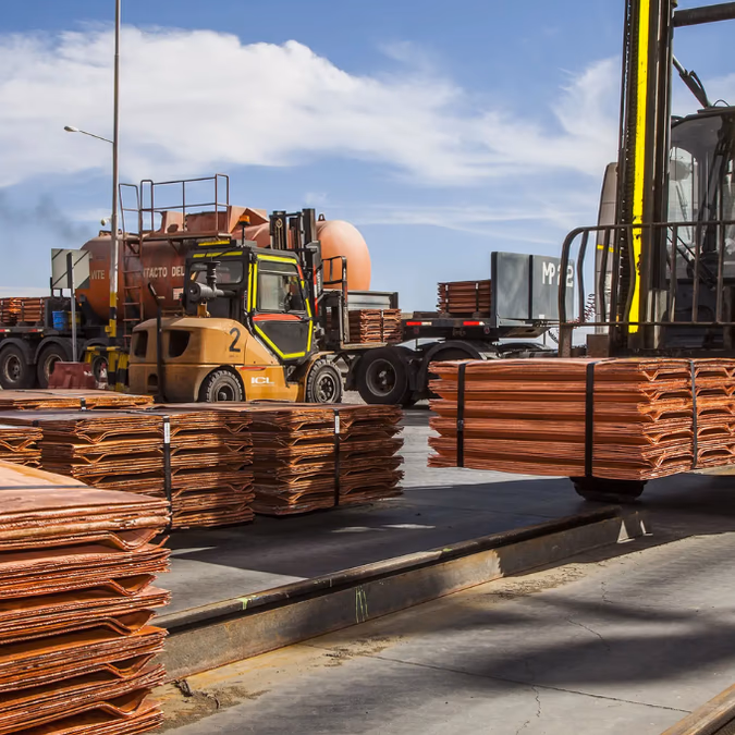 Exportaciones chilenas baten récord en enero 2025 llegando a US$ 10.431 millones
