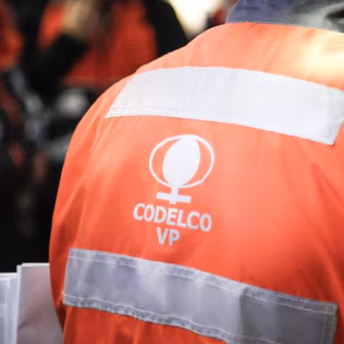 Feller Rate baja la calificación de Codelco por “insuficientes” medidas de fortalecimiento financiero por parte del Estado