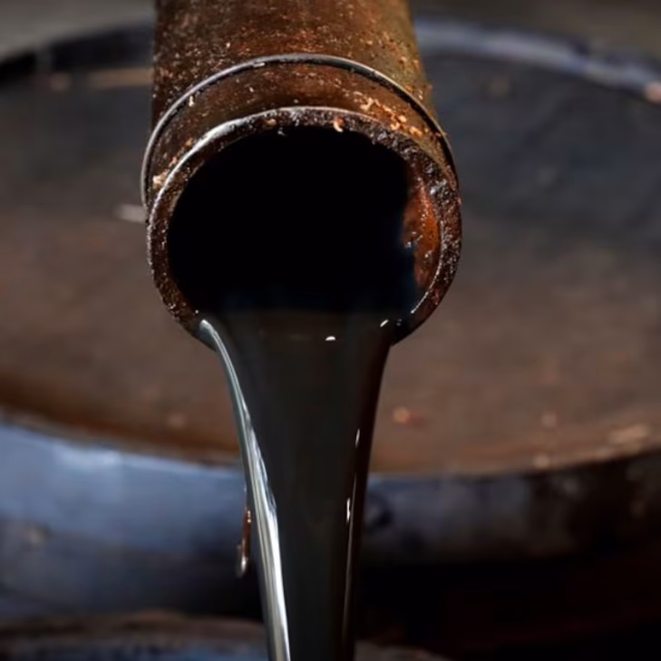 Fin de la Guerra en Ucrania Podría Desplomar el Precio del Petróleo Brent: Impactos y Perspectivas Globales