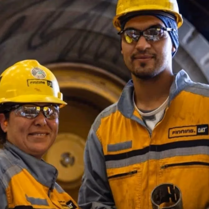 Finning Chile abre nuevas vacantes para técnicos, ingenieros y cargos operacionales
