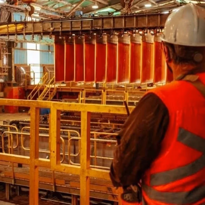 Fundiciones chinas y minera chilena tensan mercado global del cobre en 2026