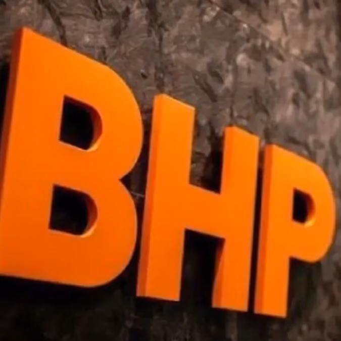 Ganancias de BHP suben 28% a US$5.600 millones y el cobre llega a 51% del EBITDA: el hito que reordena su negocio