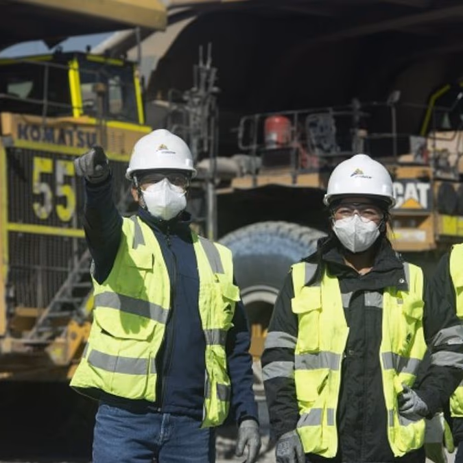 Glencore busca trabajadores en Chile para sus operaciones mineras
