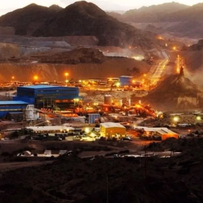 Glencore cobre 19%: producción alcanza 200 mil toneladas y alerta por alza en diésel y ácido