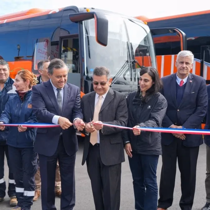 Codelco Ventanas reemplaza toda su flota diésel y lleva a 100% la electromovilidad en el transporte de personal