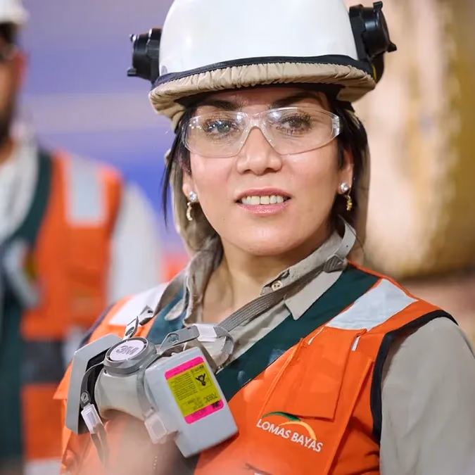 Glencore busca trabajadores: revisa 69 vacantes y un cargo con sueldo sobre $2,26 millones
