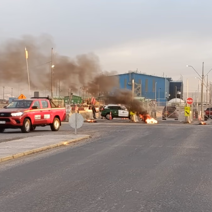 Bloqueo en Ministro Hales por bonos: el conflicto se remonta a un incendio de 2025