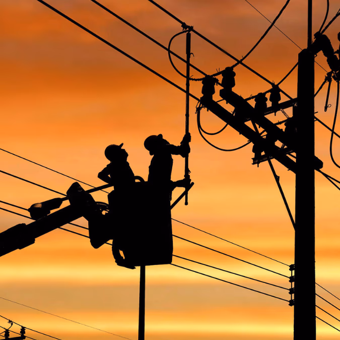 Chile construye 120 proyectos eléctricos por US$9.288 millones y la transmisión toma la delantera
