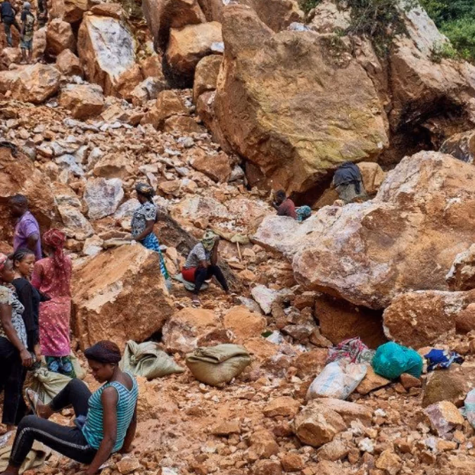 La República Democrática del Congo cambia al jefe de minería artesanal tras denuncias por extracción ilegal de cobre y cobalto