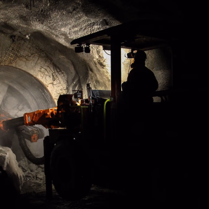 371 ofertas relacionadas con operadores mineros: revisa trabajos de maquinaria pesada con sueldos de hasta $2.110.000