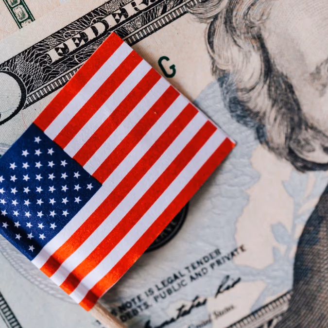 Economía de Estados Unidos crece 3,4% en tercer trimestre y supera las proyecciones