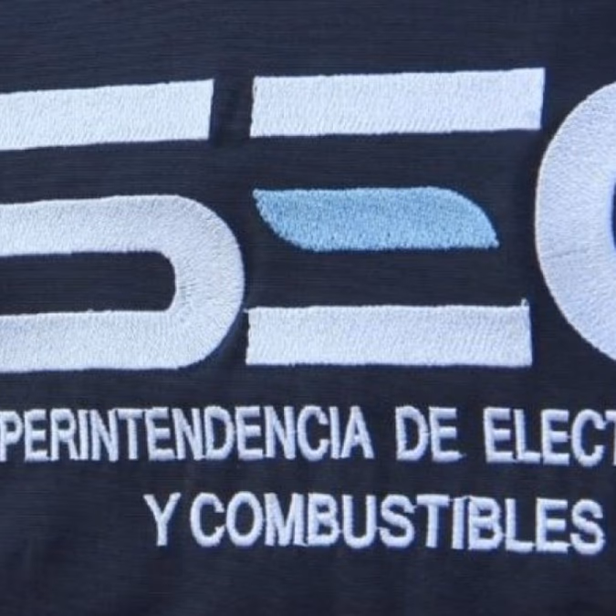 Cinco empresas acumulan deudas por $167 millones en el sistema eléctrico y el caso llega a la SEC