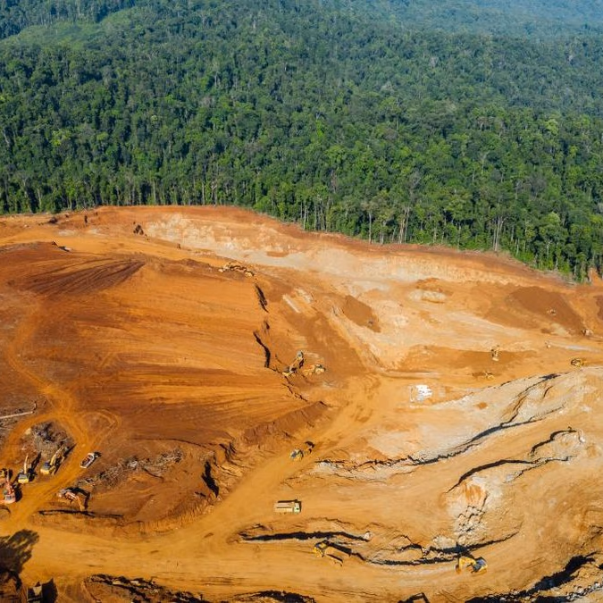 Indonesia reduce suministros de níquel: impacto en mercado y Estados Unidos