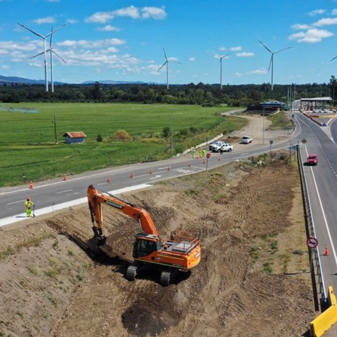 MOP anuncia inversión de $63 mil millones para mejorar ruta turística en La Araucanía
