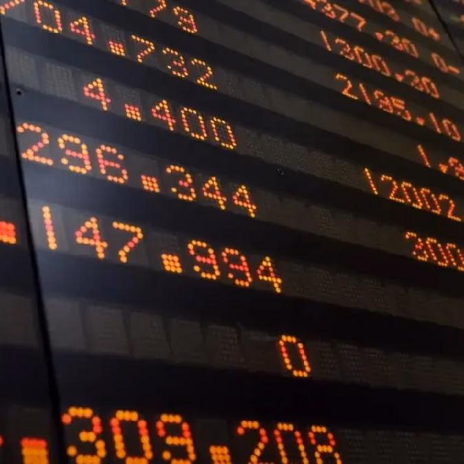 IPSA cierra en 10.855 puntos y revierte tres jornadas de caídas: la subasta de cierre selló el giro tras el fallo 6-3 contra los aranceles de Trump