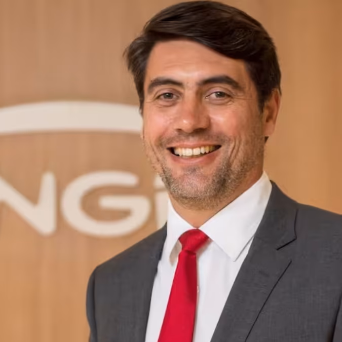 Juan Villavicencio sucede a Rosaline Corinthien como gerente general de Engie Chile.