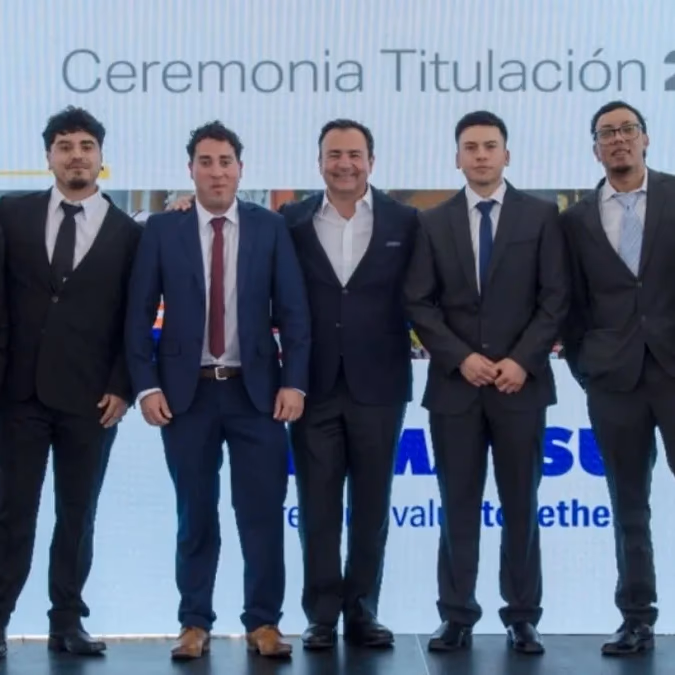 Komatsu Cummins capacita a más de 6 mil técnicos en minería y maquinaria