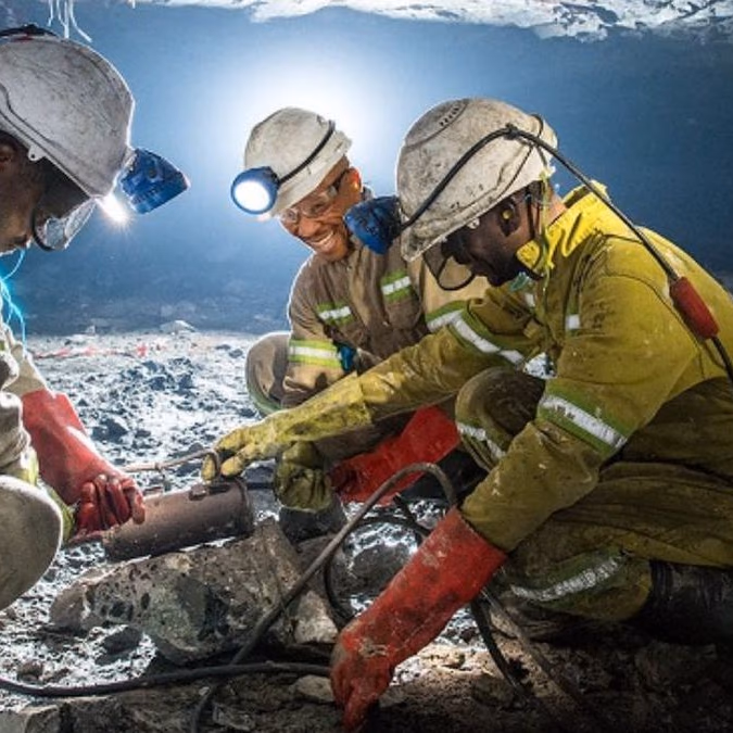 La industria minera de platino sufre pérdidas de ingresos y empleo en Sudáfrica