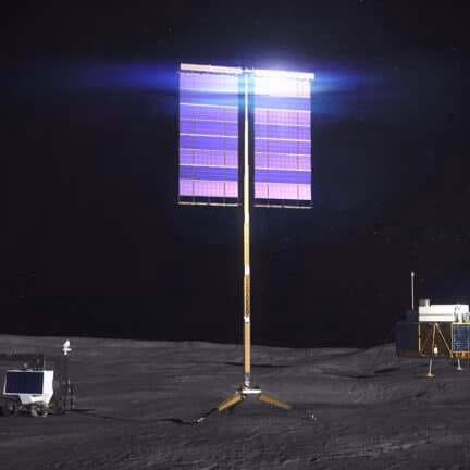 La NASA elige tres compañías para avanzar en la tecnología de paneles solares para la Luna