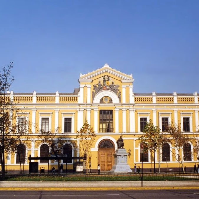 La Universidad de Chile Ofrece Oportunidades Laborales: Descubre Cómo Postular