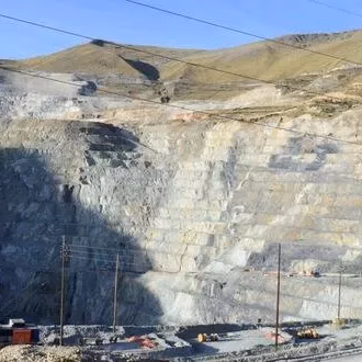 Las Bambas evalúa que futuras compras de tierras se paguen a comunidades en partes