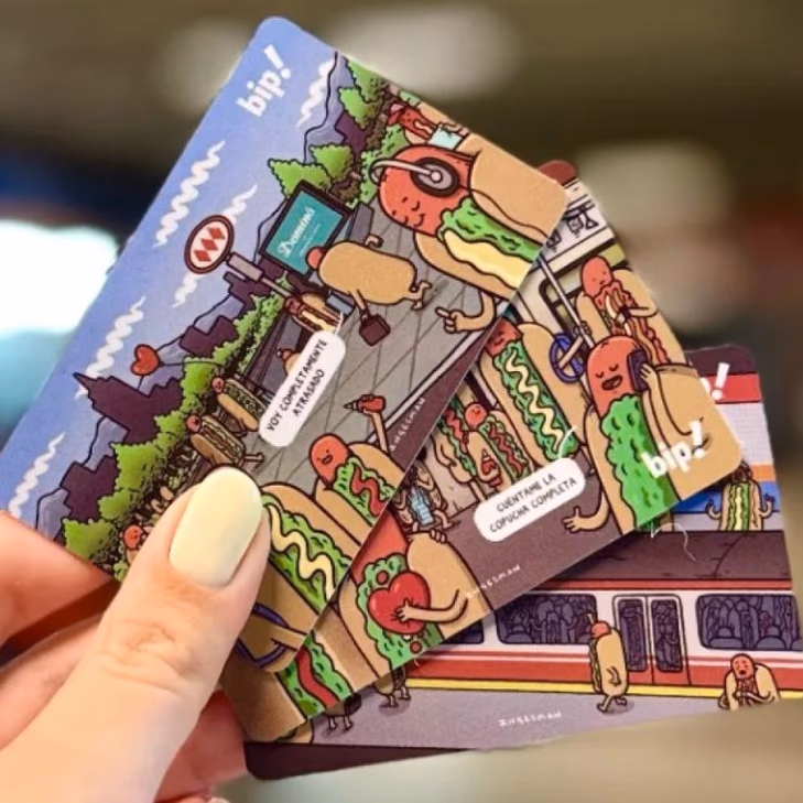 Metro de Santiago lanza tarjetas Bip! edición limitada por su 50 aniversario y el Día del Completo