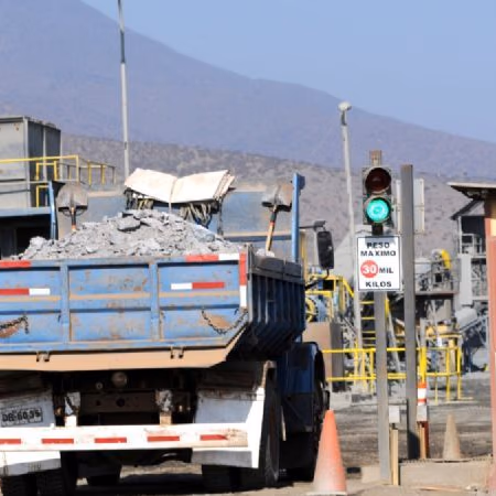 Minera Arqueros comenzará su construcción a fines del 2023 en la región: ¿Dónde se ubicará?