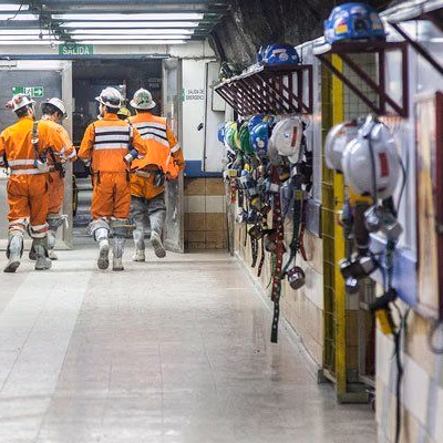 Minería alcanza casi 5 mil contagiados por Covid-19 y diputados piden reforzar medidas