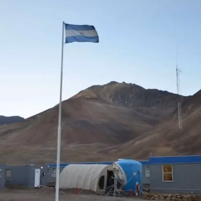 Minería argentina: el salto exportador que ilusiona y las “banderas rojas” que apremian en 2026