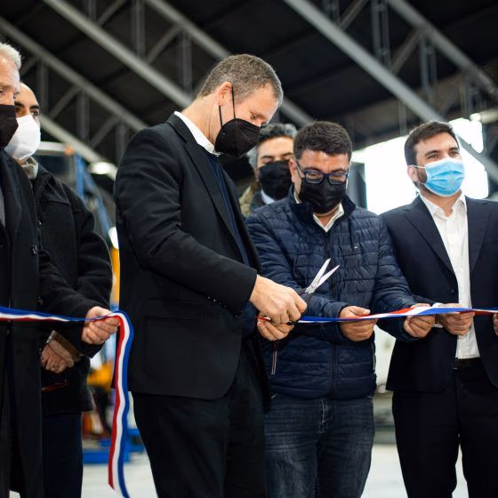 Ministerio de Transportes y Telecomunicaciones autorizó el primer bus eléctrico hecho en Chile