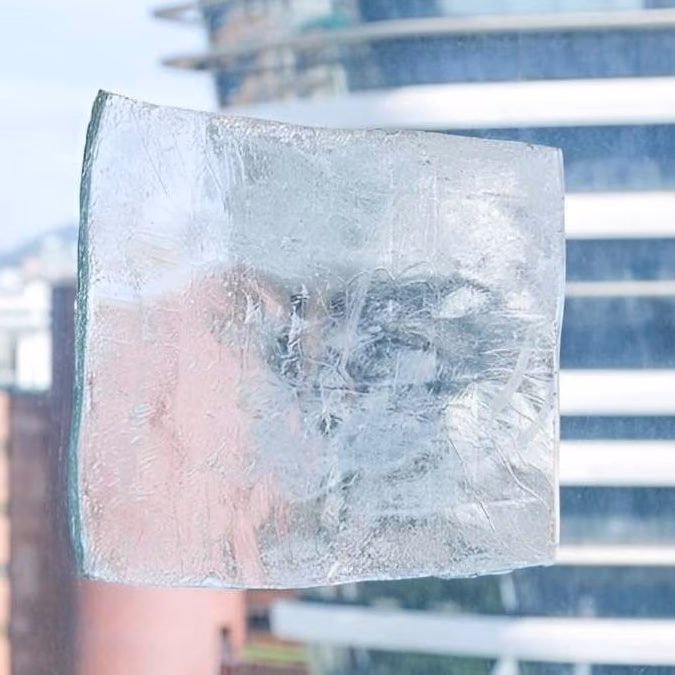 Película inteligente para ventanas puede reducir hasta 21 °C y mejorar la eficiencia energética en edificios