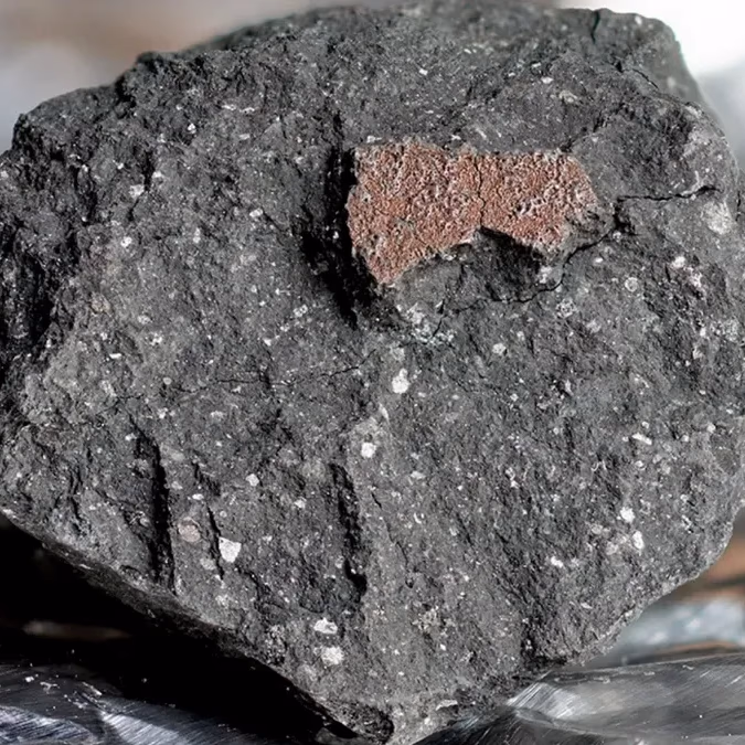 Por primera vez, se encontró agua extraterrestre dentro de un meteorito