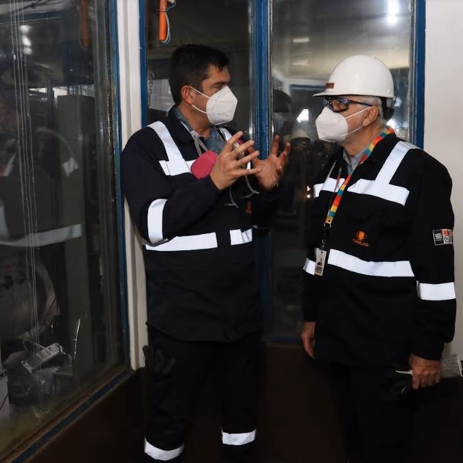 Presidente del directorio de Codelco visitó División Ventanas para conocer sus procesos e interiorizarse de sus compromisos ambientales