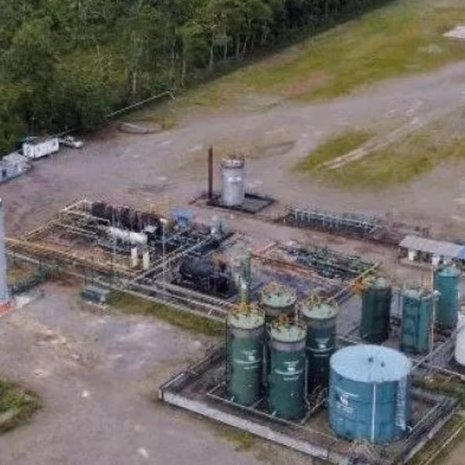 Prohibición de minería y explotación petrolera le costará miles de millones a Ecuador