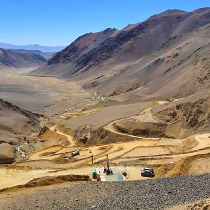 Resultados de Perforación Revelan Altas Leyes de Cobre y Oro en el Proyecto Lunahuasi de GEx Minerals